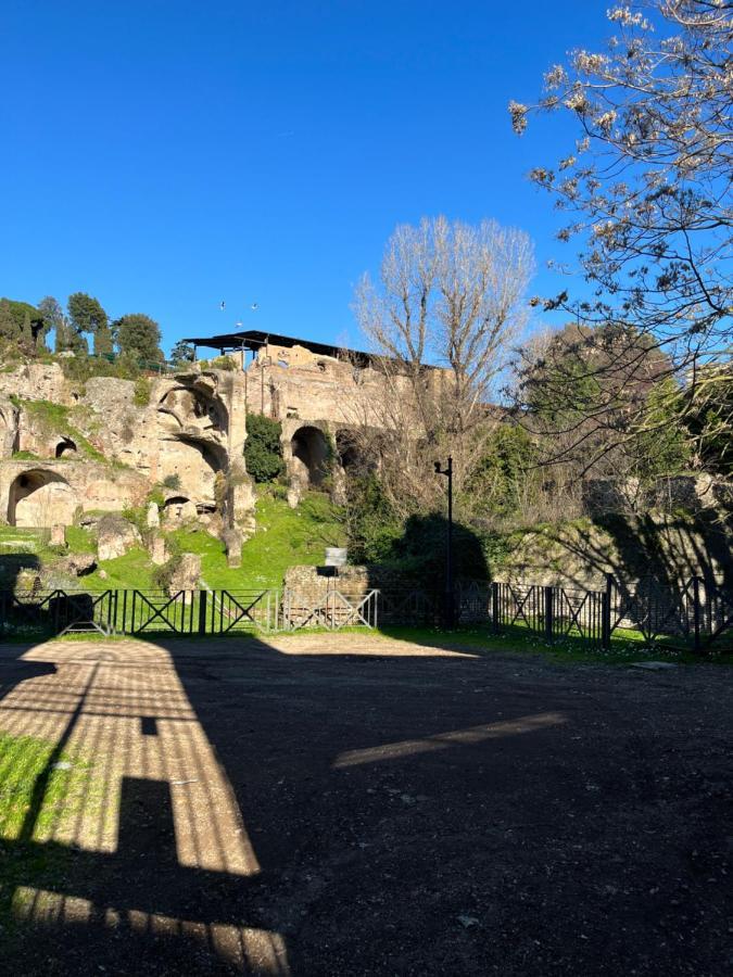Shabby Roman Studio- Ai Fori Imperiali Exterior photo